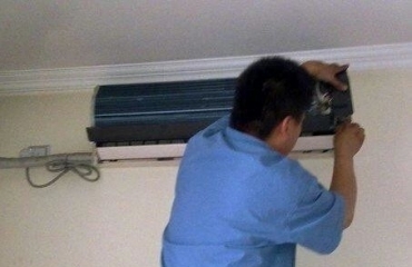 空調(diào)維修 移機(jī)拆裝 加氟加管 精修中央空