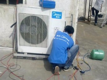 海珠鳳陽空調維修加銅管換支架空調拆裝清洗加雪種