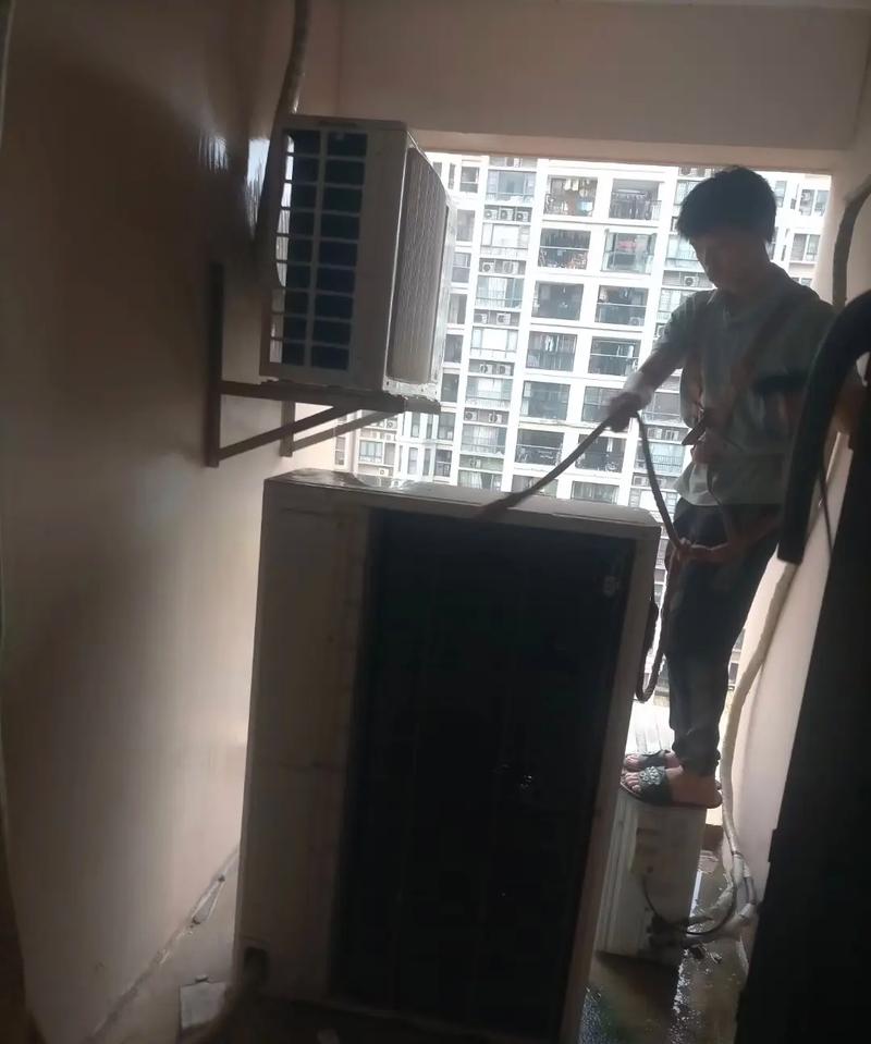 南昌東湖區(qū)附近空調(diào)維修安裝移機(jī)拆裝拆卸加氟服務(wù)166-9